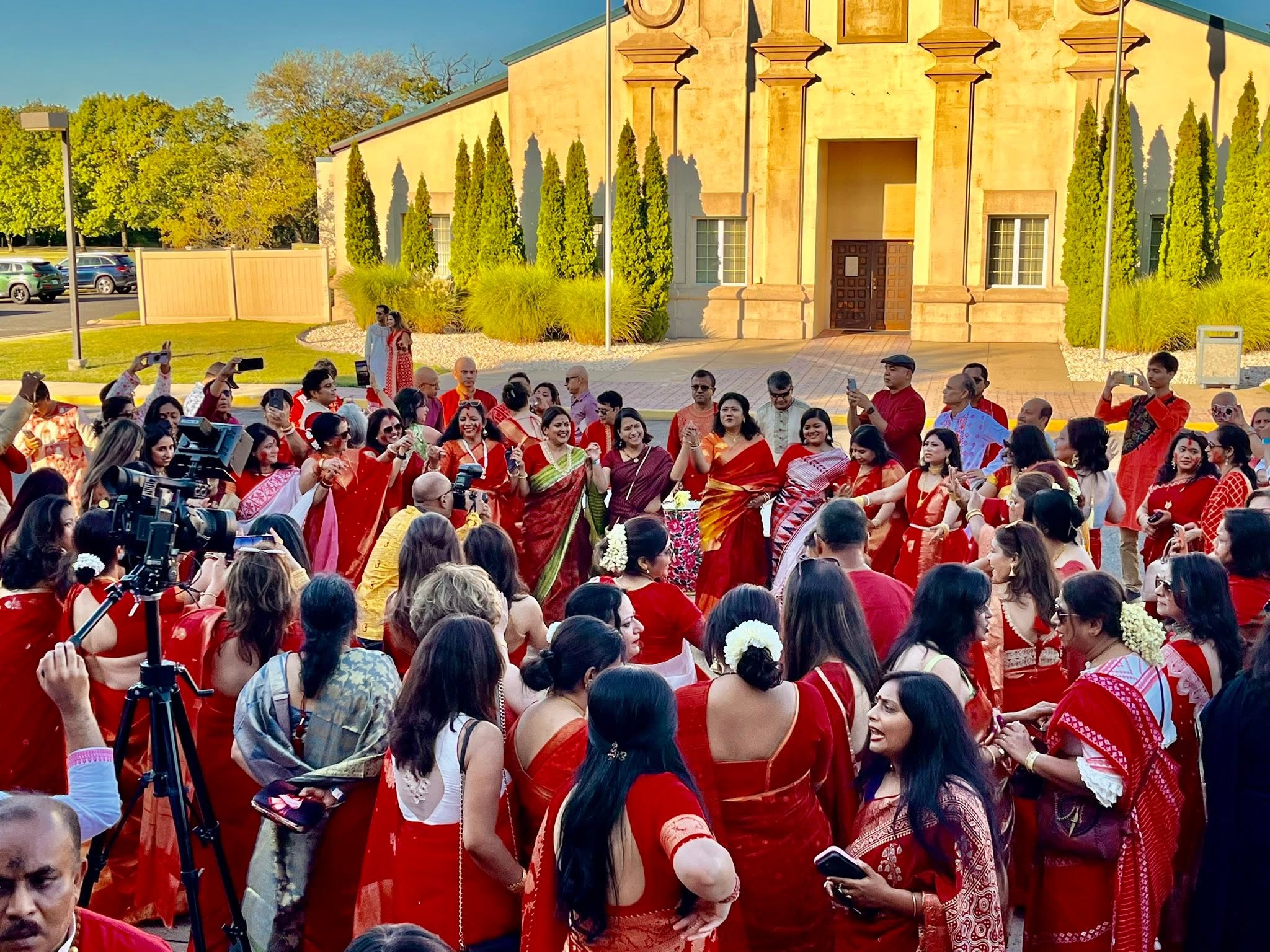 Sindoor Khela moment at Kallol Puja